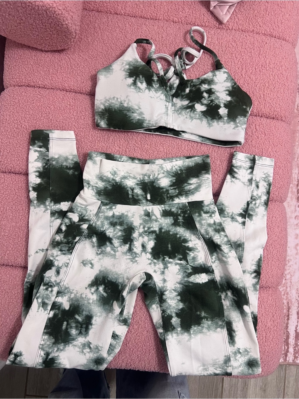 Bombshell SportswearTie-Dye Green & White Set - Sports Bra S + Leggings XS
